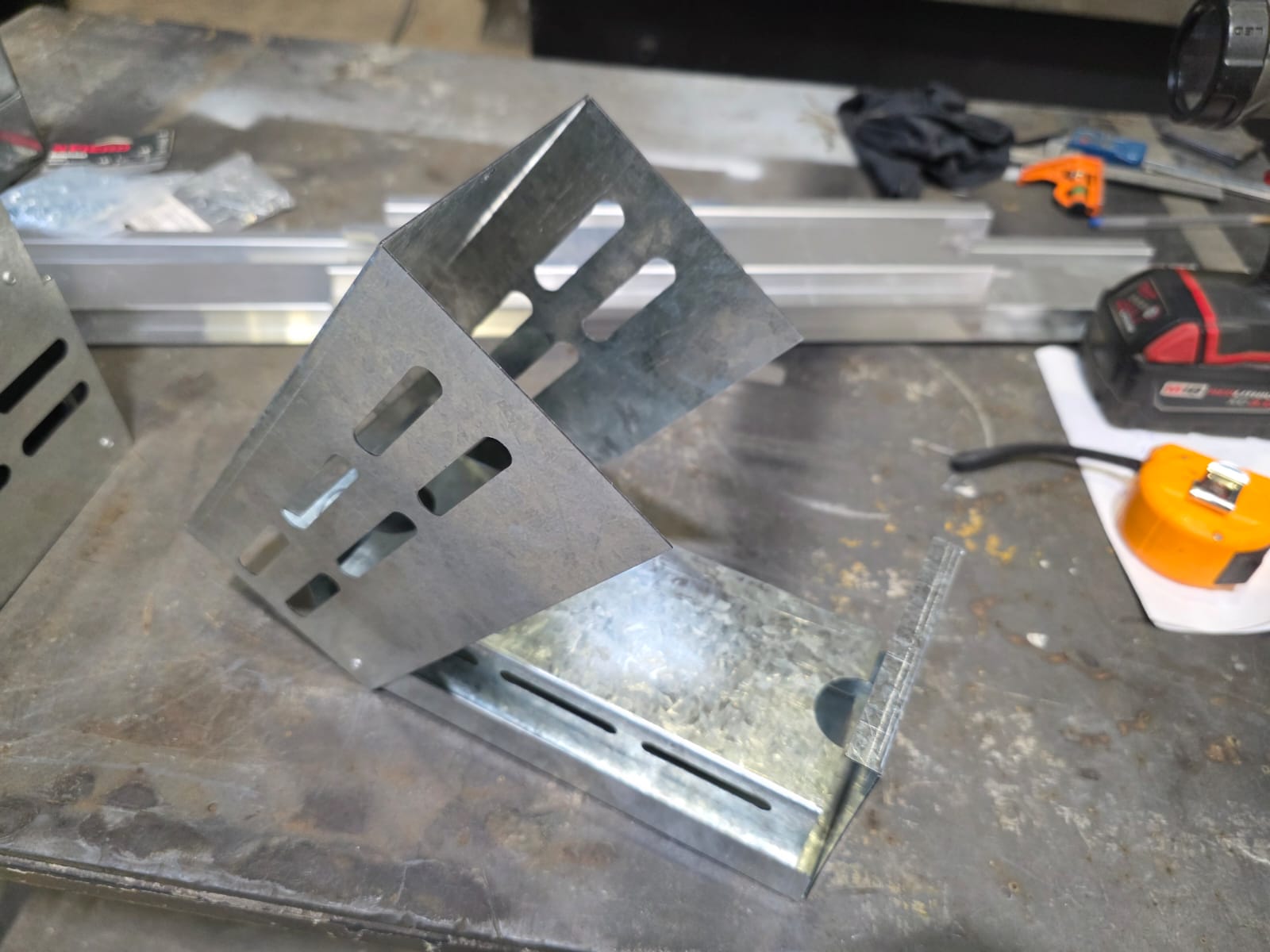 Maquina de corte laser y dobles 1